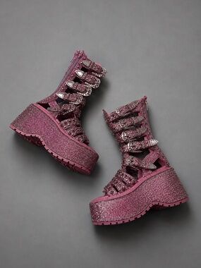 Club Exx Rhinestone Buckle Platform Boots Pink Size 5 NWT
